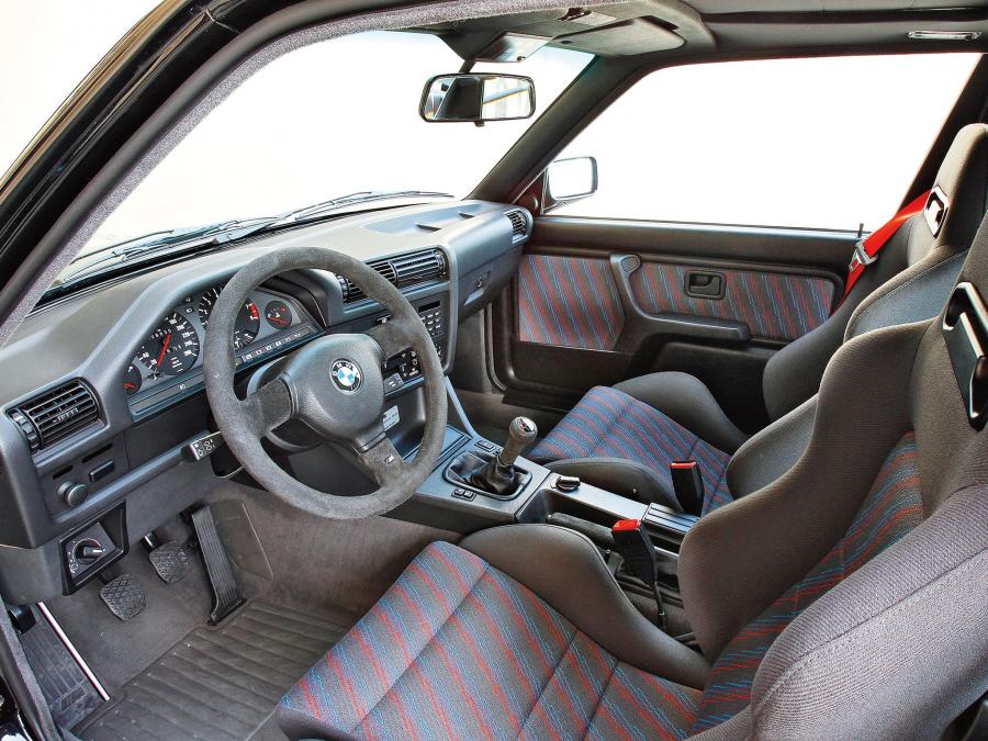  BMW M3 Sport Evolution 1989 года  (фото 25 из 26)